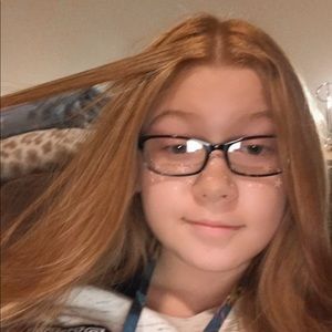 Meet your Posher, Izzy